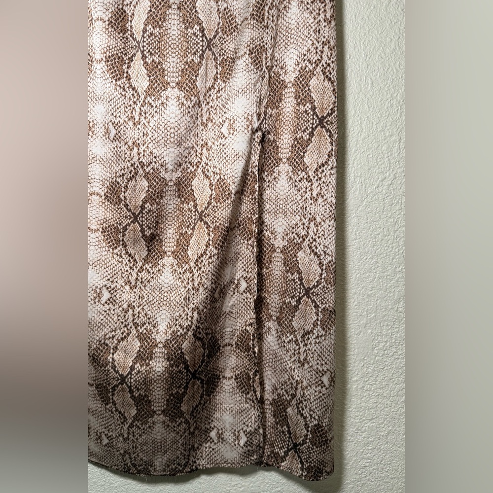 7th Avenue Design Studio Snake Reptile Print Midi Skirt Front Slit Stretch L - Picture 3 of 6